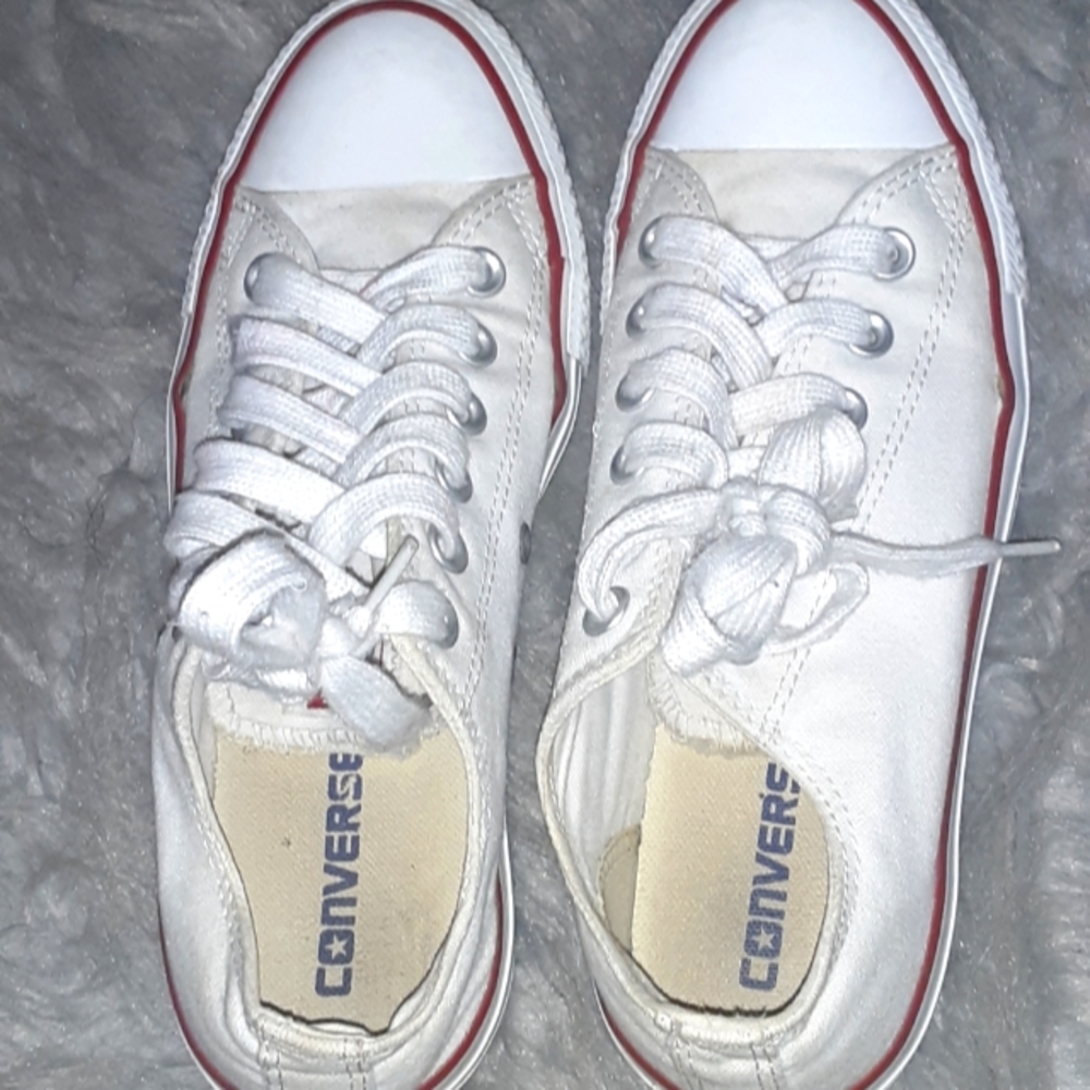 Converse chucks low top Men 5 Women 7